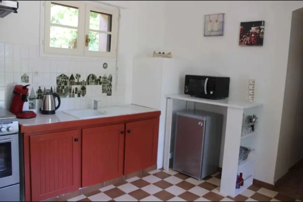 Gîte meublée au cœur de la nature (loyer tout inclus) 8