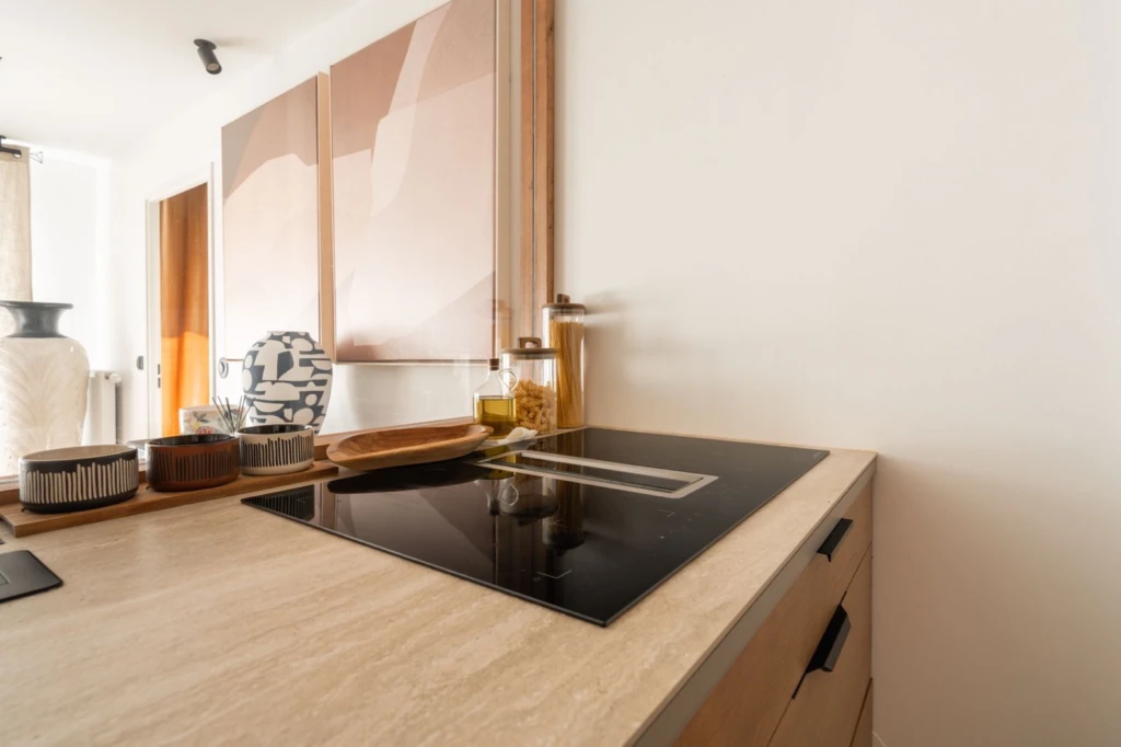 Appartement haut standing décoré par architecte – Élégance et confort à deux pas de La Défense (loyer tout inclus) 4