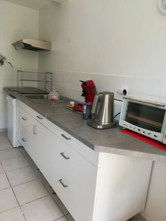 AppartementMeublè F2 Bord de mer 150m (loyer tout inclus) 4