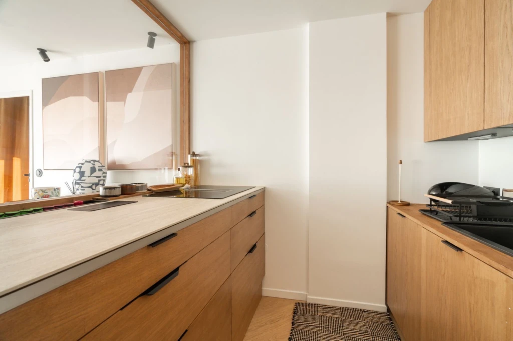Appartement haut standing décoré par architecte – Élégance et confort à deux pas de La Défense (loyer tout inclus) 6