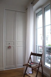 Duplex élégant à 10 min de l'Arc de Triomphe avec 1 chambre, parquet & belle hauteur sous plafond – Quartier prisé Courcelles-Wagram (loyer tout inclus) 3