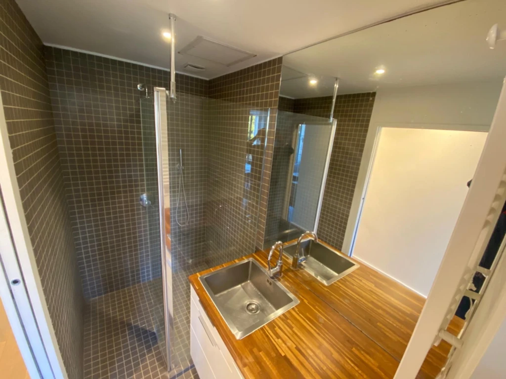 Chaleureux et lumineux T3 meublé de 54m2 disponible le 1er Avril (loyer tout inclus) 4