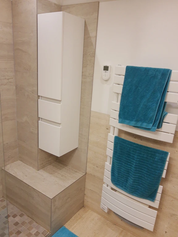 Appartement ensoleillé et gai avec grand terrasse (loyer tout inclus) 13