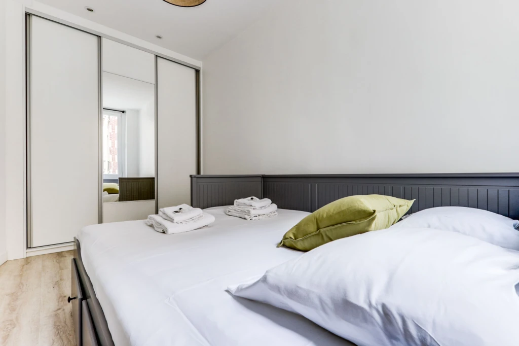Champs de Mars - Sedillot 2 Bedrooms (loyer tout inclus) 5