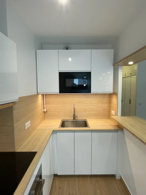 Charmant 2 pièces 33m² refait à neuf - Localisation Excellente - 15ème (loyer tout inclus) 12