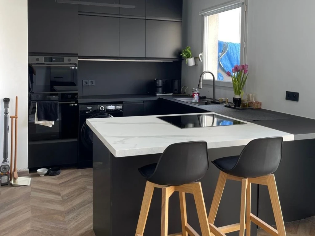 Appartement traversant au dernier étage avec terrasse et balcon – proximité de La Défense direct Saint-Lazare (loyer tout inclus) 5