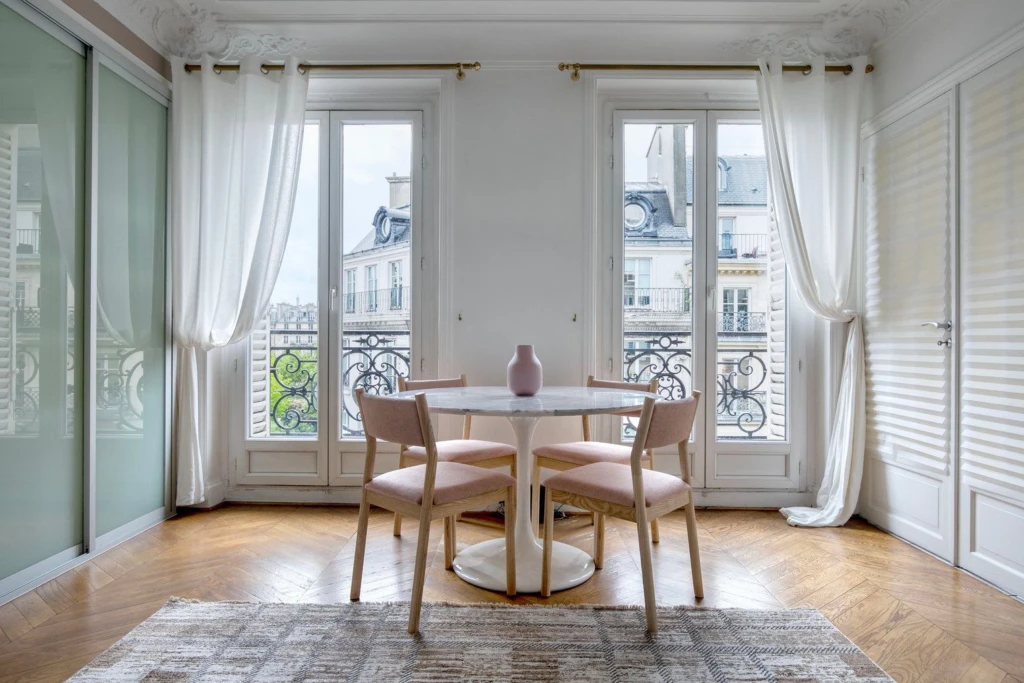 Appartement 2 chambres élégant au cœur de Paris (loyer tout inclus) 4