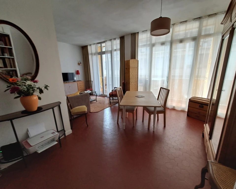 Appartement très cosy - super emplacement (loyer tout inclus) 3