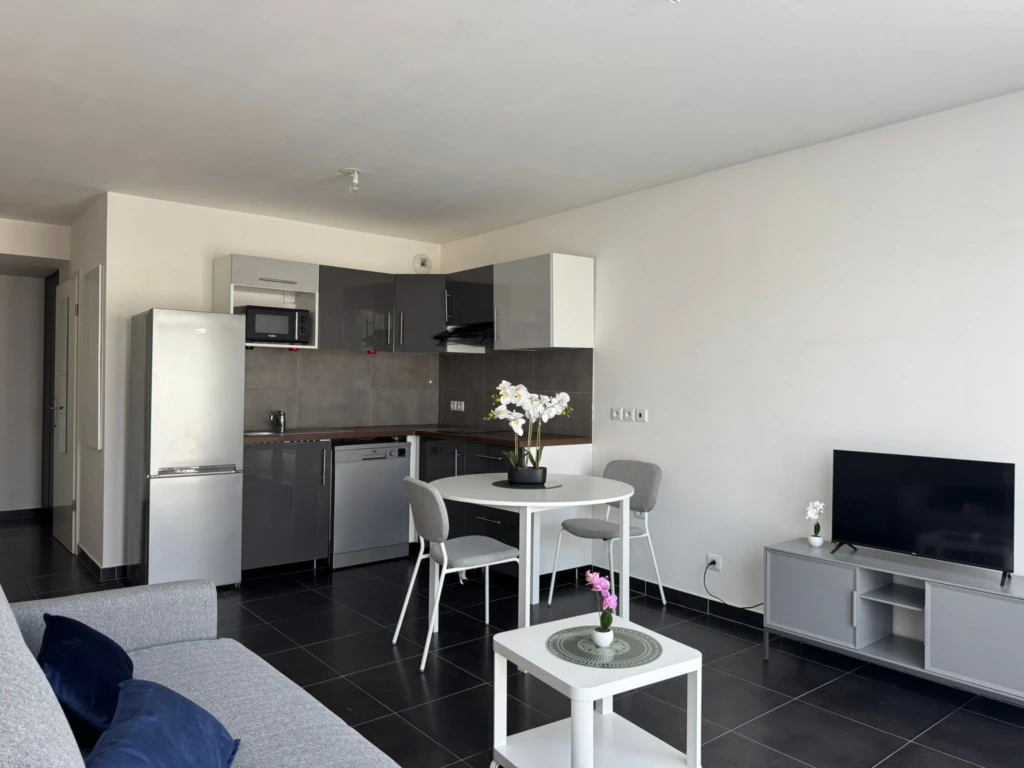 Charmant appartement meublé près d'un parc à Noisy-le-Grand (loyer tout inclus) 14