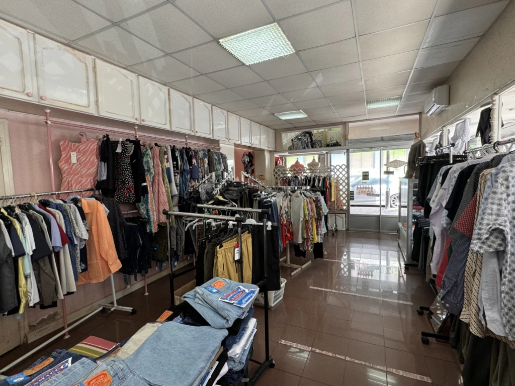 local commercial 70 m2