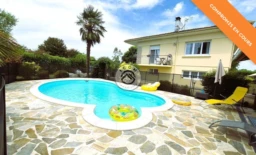 2 coté maison piscine