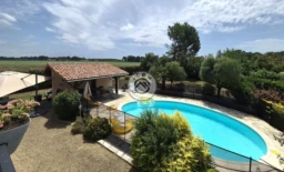 4 dessus piscine