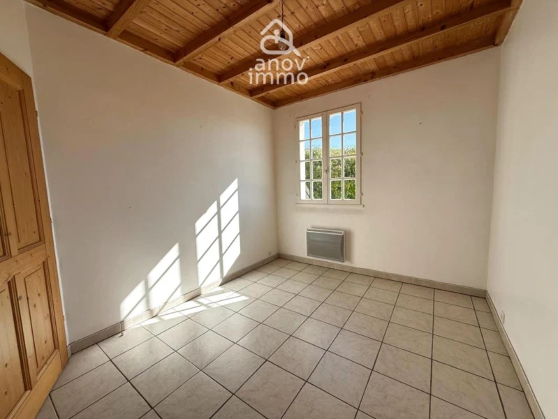 Chambre 2 (1er étage)