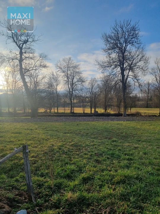 Terrain plat 2800m² - proche commerces - transpor