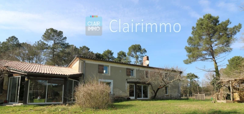 MAISON NATURE BOIS HECTARES CALME ATYPIQUE GITES T