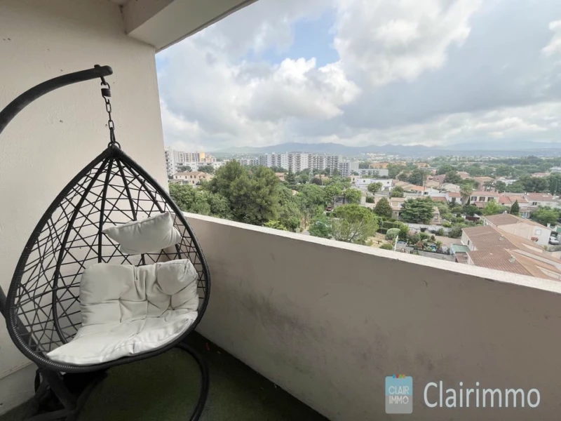 Appartement T5 - balcon - cave - calme - 13013