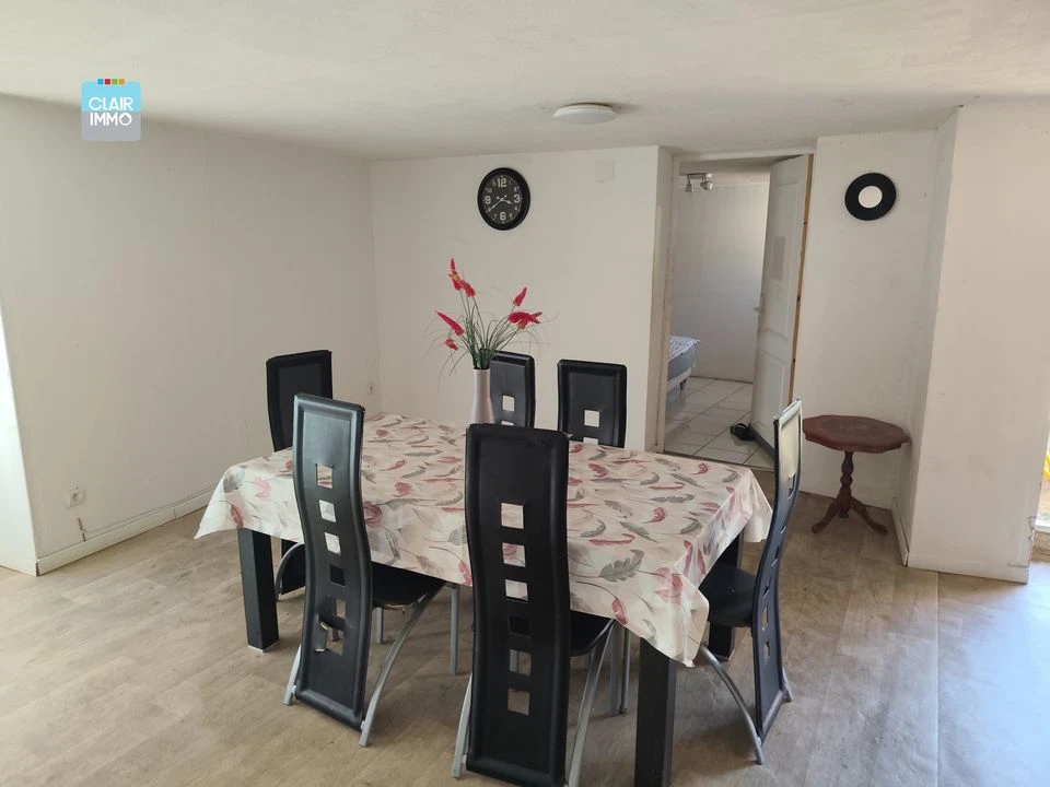 A SAINT-ALBAIN PROCHE MACON MAISON 5 PIECES DE 150