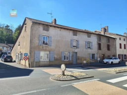 A SAINT-ALBAIN PROCHE MACON MAISON 5 PIECES DE 150