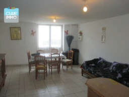 A SAINT-ALBAIN PROCHE MACON MAISON 5 PIECES DE 150