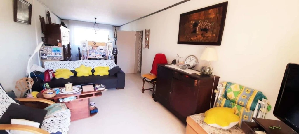 AUBAGNE- APPARTEMENT TYPE 3/4 A VENDRE-RESIDENCE A