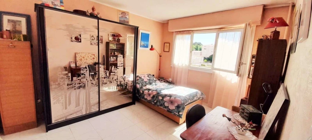 AUBAGNE- APPARTEMENT TYPE 3/4 A VENDRE-RESIDENCE A