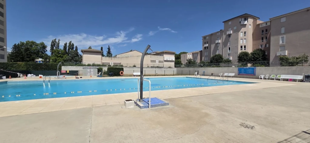 AUBAGNE-MAISON T5 A VENDRE-4 CHAMBRES-550M² DE TER