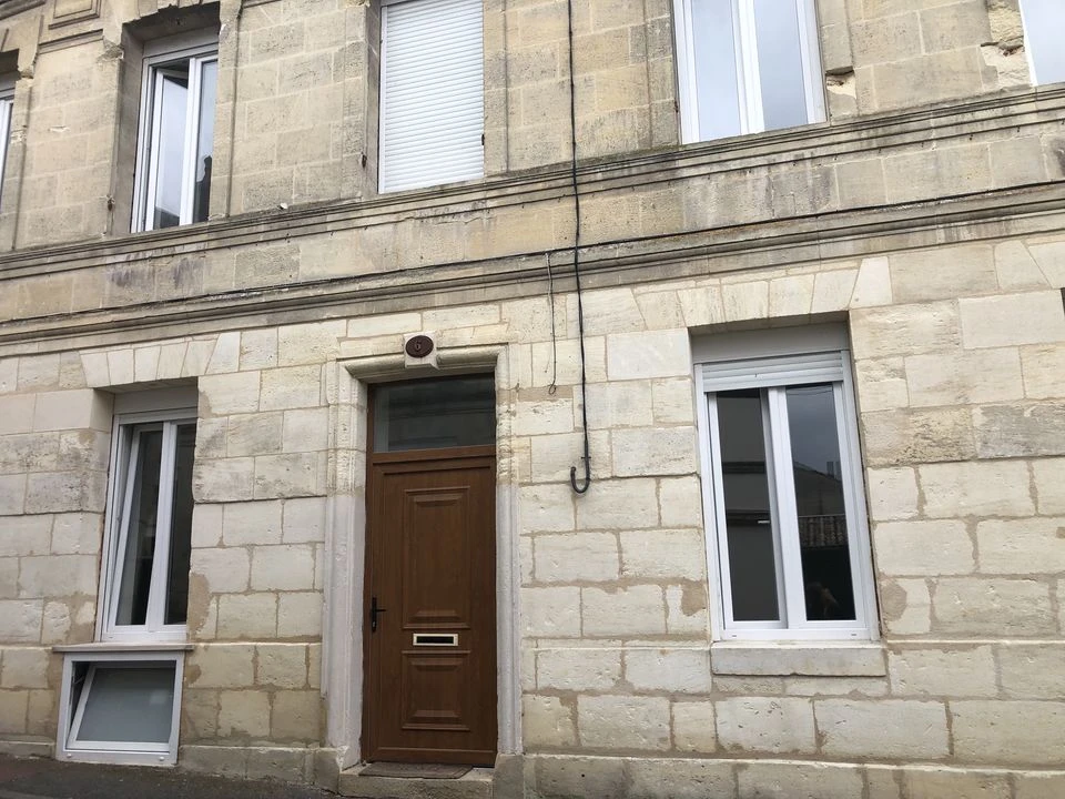 MAISON DE VILLE