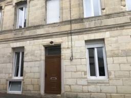 MAISON DE VILLE