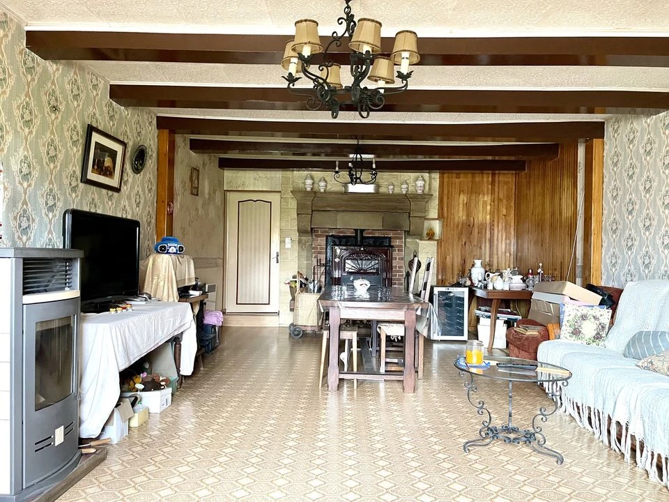 à vendre, ancienne ferme, terrain, grange, dépenda