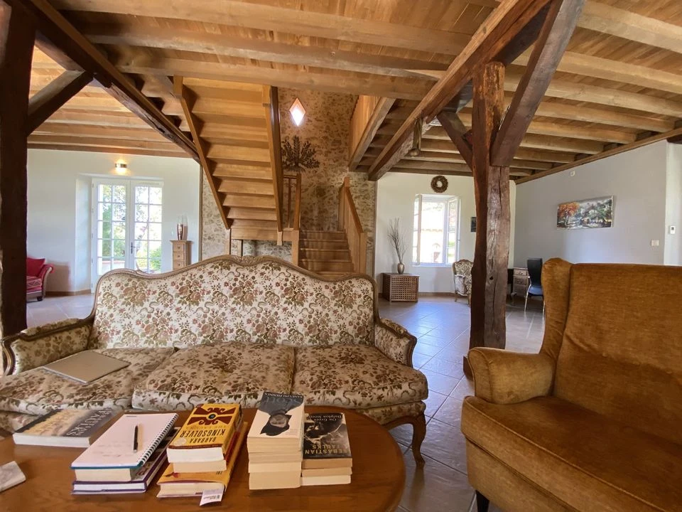 #maison #pierres #ferme #dépendance #terrain #gers