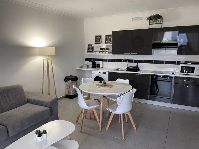 maison double habitation , jardin , calme , type 3