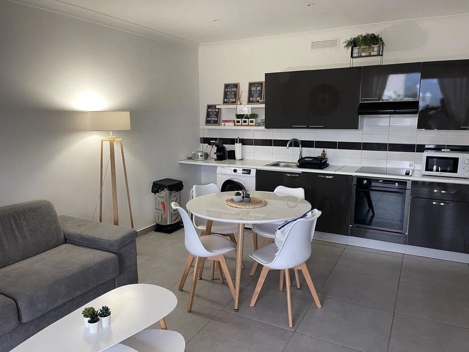 maison double habitation , jardin , calme , type 3