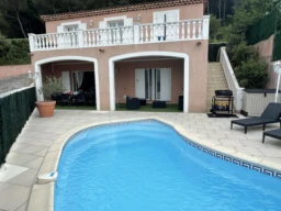 maison double habitation , jardin , calme , type 3