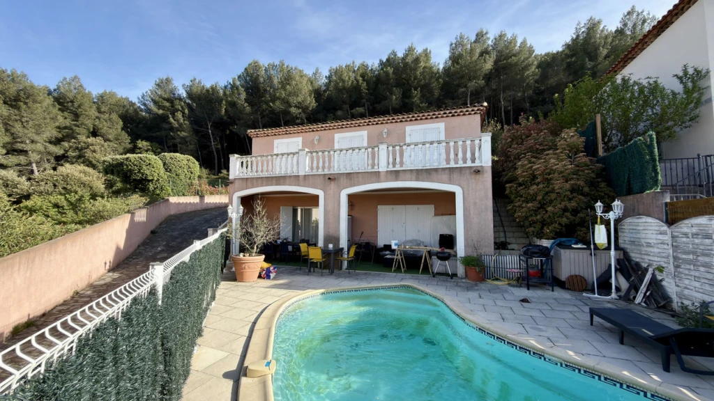 maison double habitation , jardin , calme , type 3