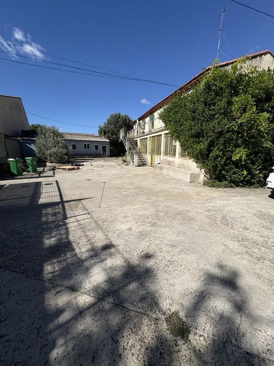 Avignon-ensembles maisons 500m²-12pieces