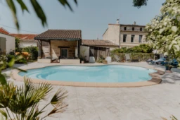 Pauillac maison T7- 6 chambres-TERRAIN 1847 m2-Cal