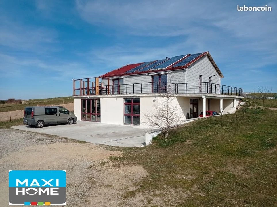 Propriété d'exception - 206 m² -grand terrain - at
