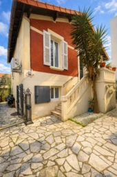 Avignon-maison 110m2--piscine