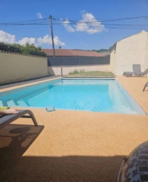 A PRUZILLY PROCHE MACON EN BOURGOGNE MAISON 5 PIEC