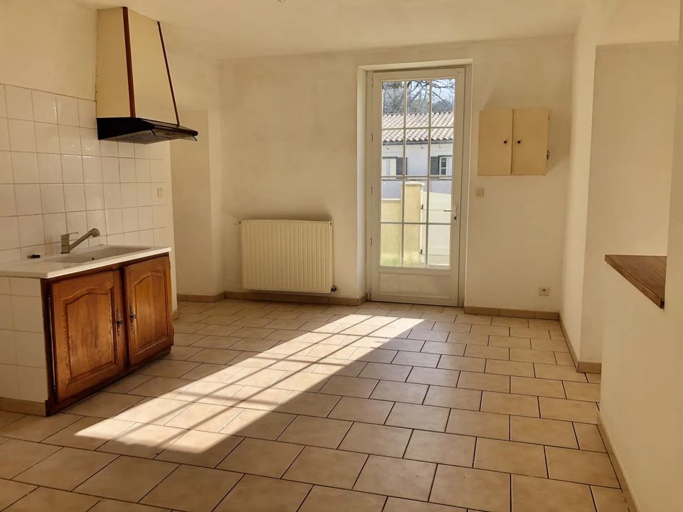 MAISON PIERRE MITOYENNE ST SAUVEUR 2 CH GRAND TERR
