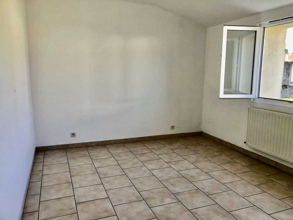 MAISON PIERRE MITOYENNE ST SAUVEUR 2 CH GRAND TERR