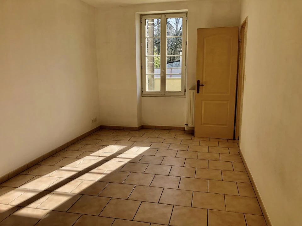 MAISON PIERRE MITOYENNE ST SAUVEUR 2 CH GRAND TERR