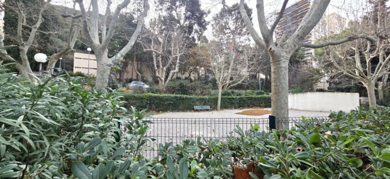 MARSEILLE 13010- A VENDRE- APPARTEMENT T3/4-