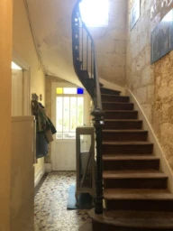 MAISON VILLE PAUILLAC EN PIERRE T4 COUR INTERIEURE