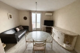 Appartement-T3-balcon-séjour-clairimmo-13009