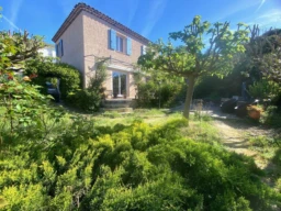 T4 de 96m2+ TERRAIN 632m2 / SAINT MITRE