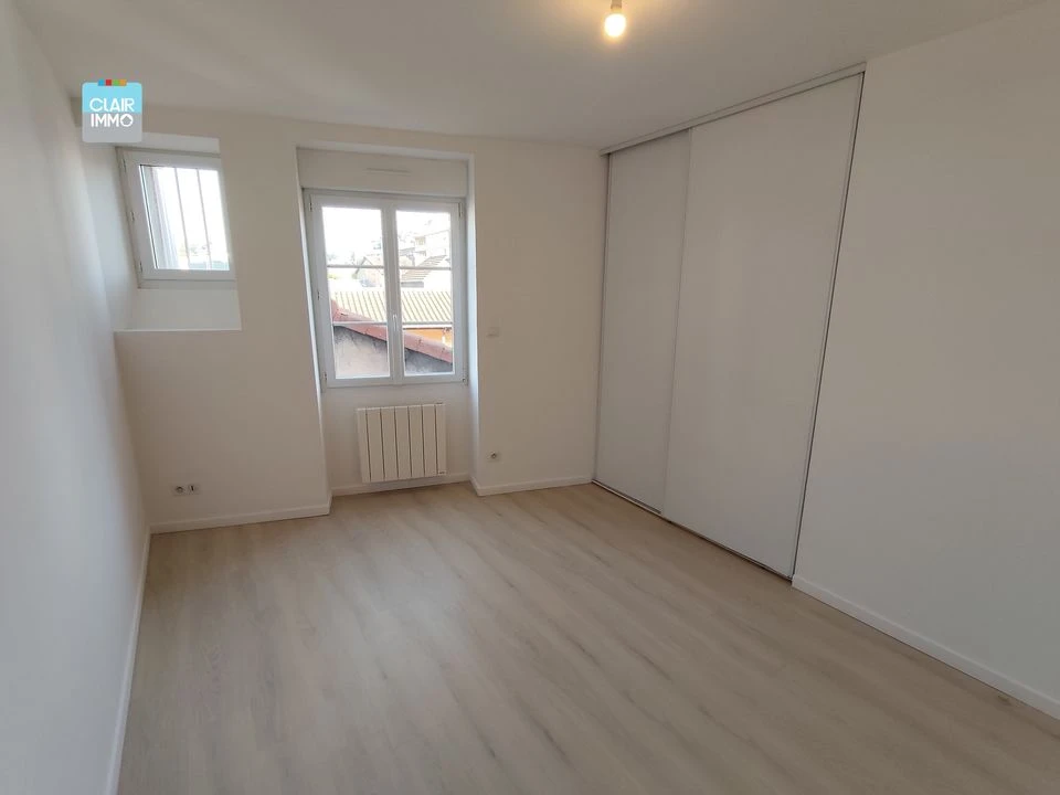 A MACON EN BOURGOGNE APPARTEMENT T4 DE 99.29 M² AV