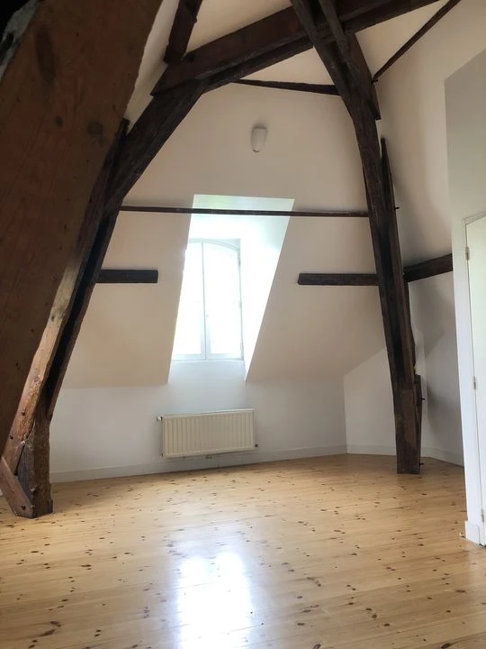 MAISON DE VILLE ST JULIEN BEYCHEVELLE 4CHAMBRES GA