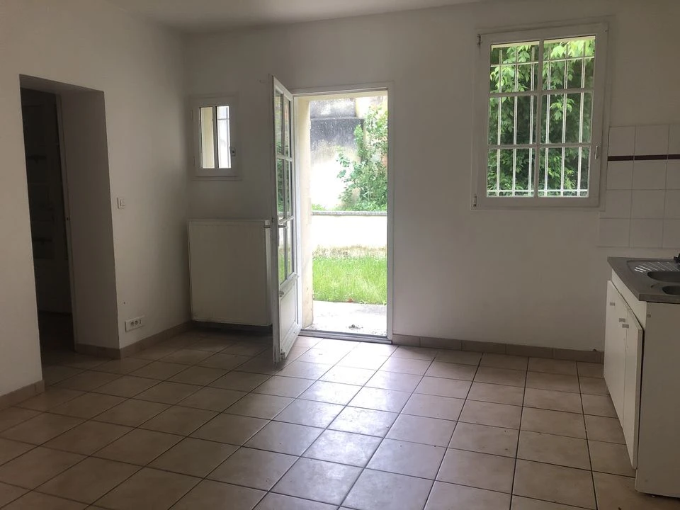 MAISON DE VILLE ST JULIEN BEYCHEVELLE 4CHAMBRES GA
