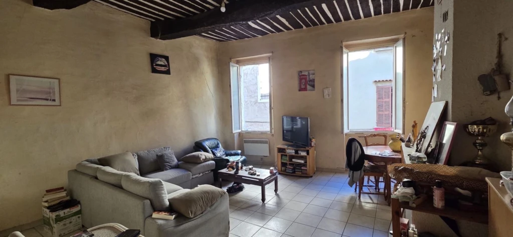 CUGES LES PINS-APPARTEMENT T3-A VENDRE-INVESTISSEU